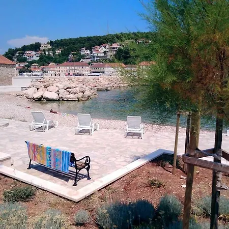 Jelsa 8713a * Jelsa (Hvar)